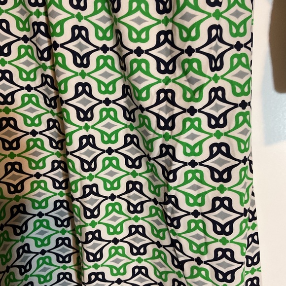 Green Patterned Dress - Picture 4 of 5